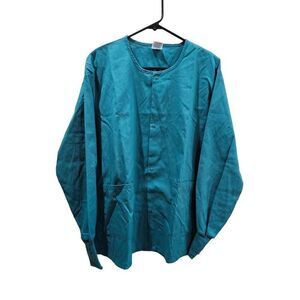 Medline M scrub top long sleeve green